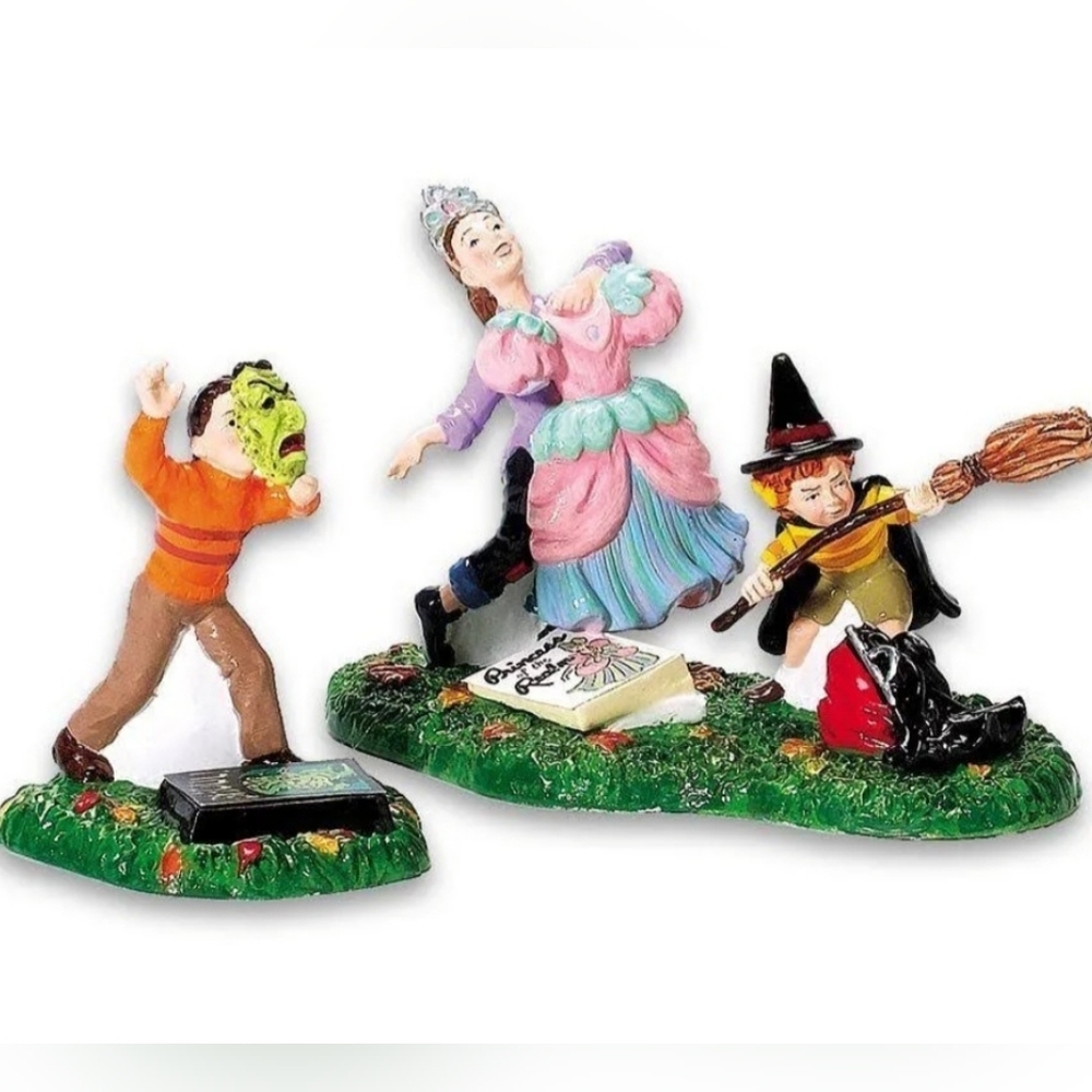 Department 56 Can't Wait For Halloween #56.55272 Sno Village Halloween - Picture 2 of 9